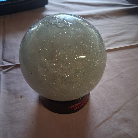 Golden Gate Bridge Fog Globe San Francisco Snowglobe Rare & Beautiful Decoration - Picture 7 of 7